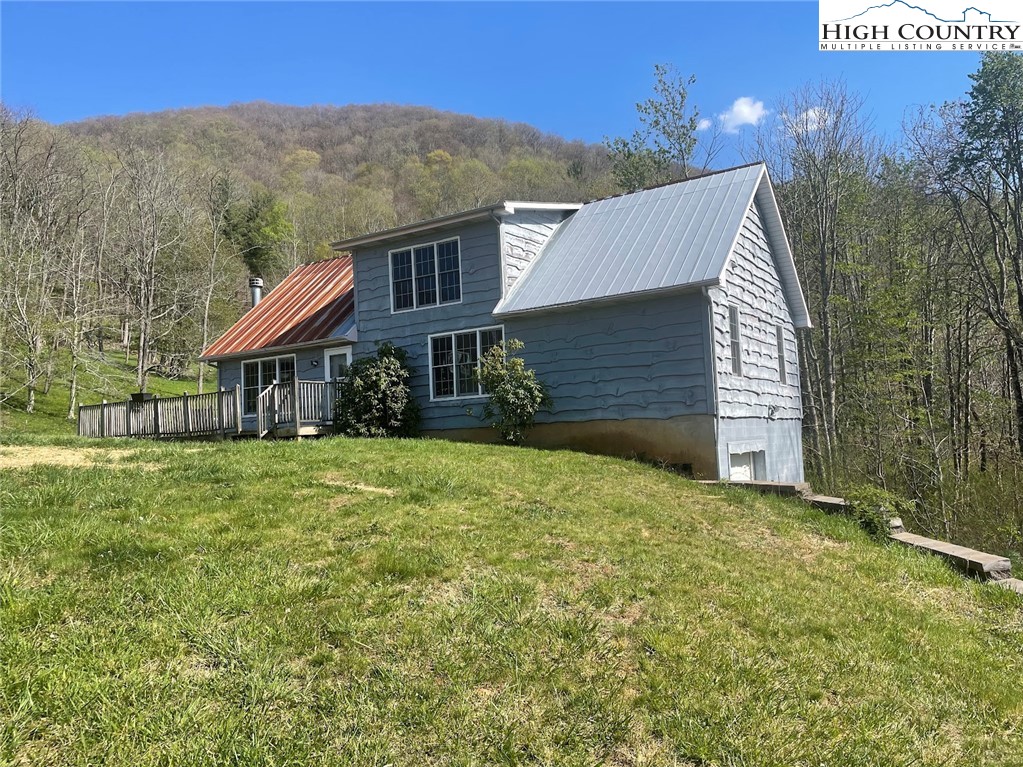 966 Stanley Road Warrensville, NC 28693 - Photo 1 of 39 Gallery Image 1