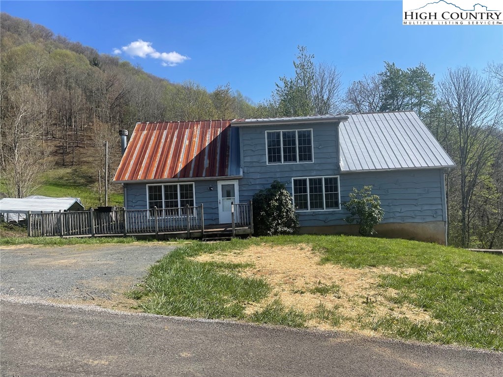 966 Stanley Road Warrensville, NC 28693 - Photo 3 of 39 Gallery Image 3