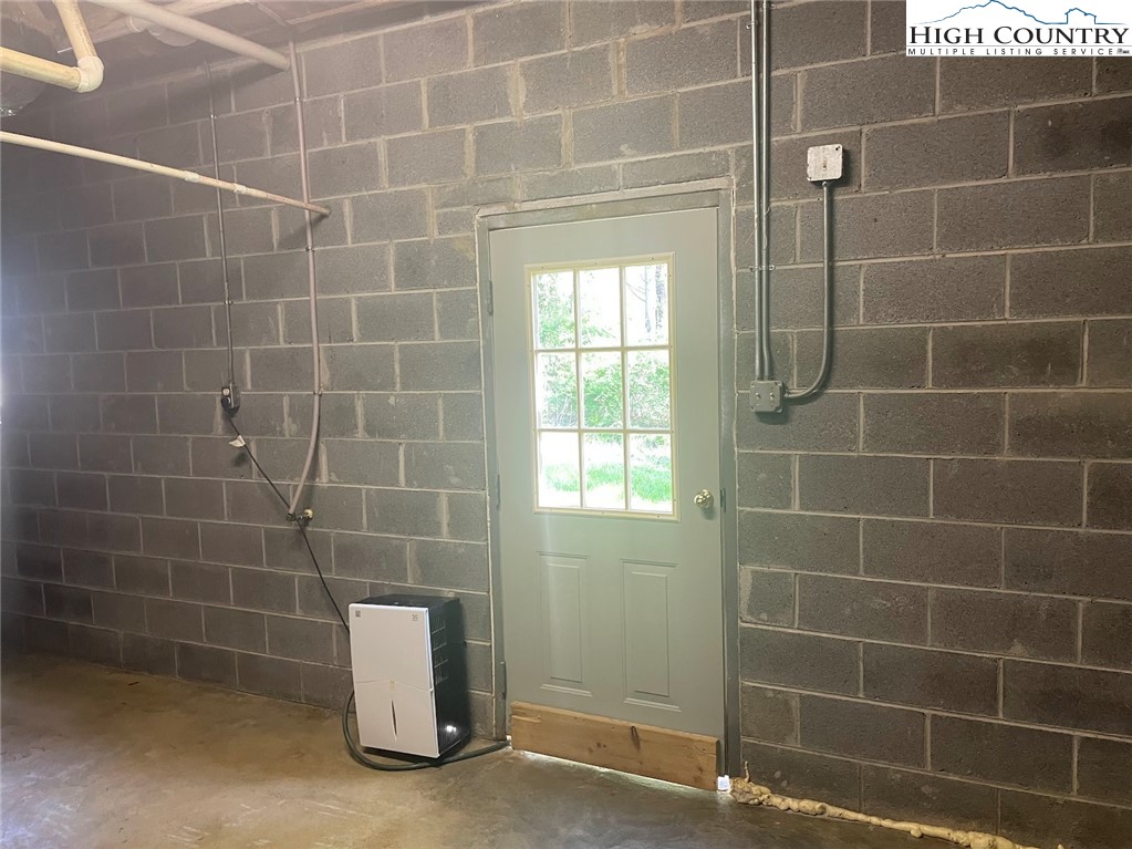 966 Stanley Road Warrensville, NC 28693 - Photo 38 of 39 Gallery Image 38