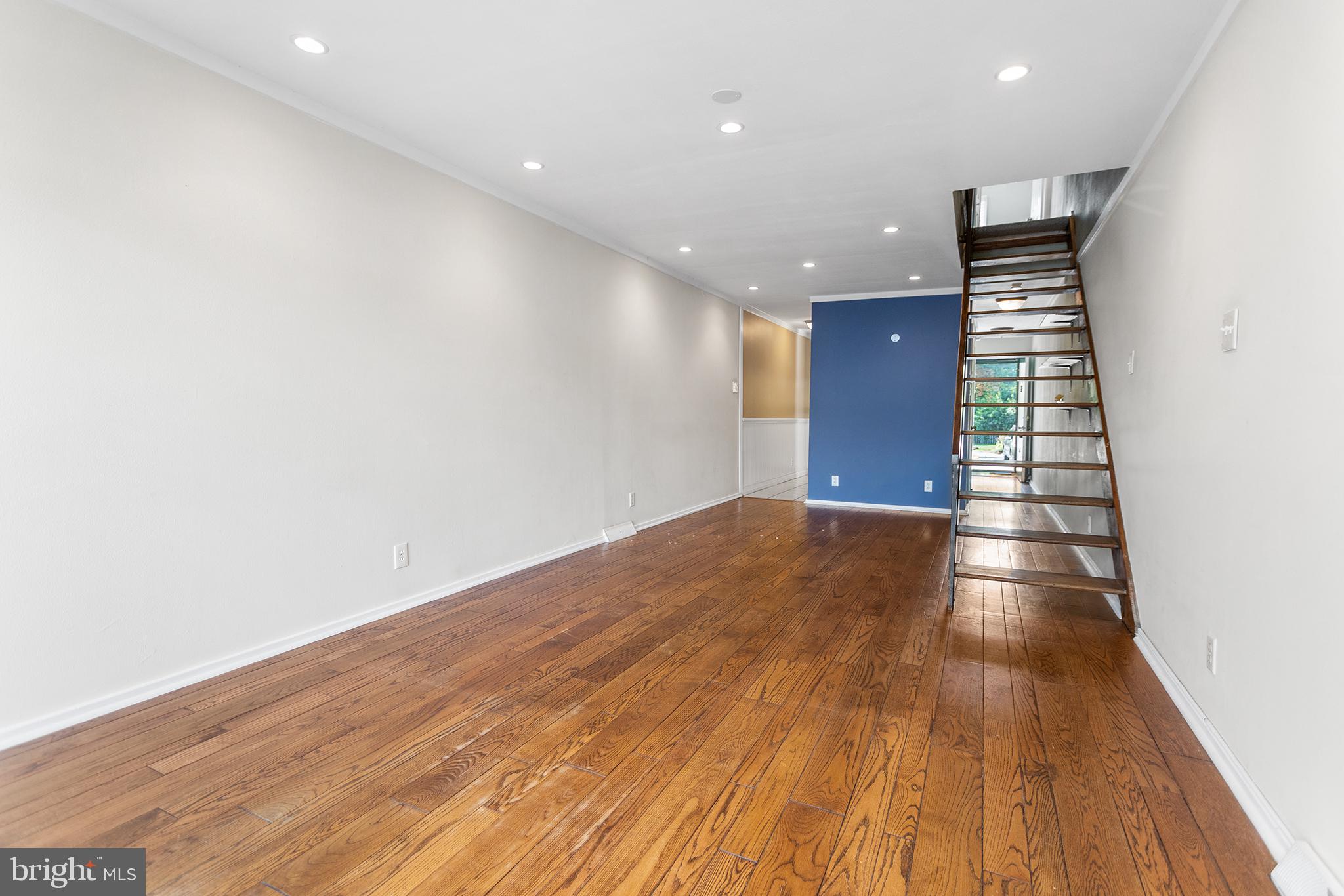 625 Summit House West Chester, PA 19382 - Photo 6 of 16 a view of empty room with wooden floor