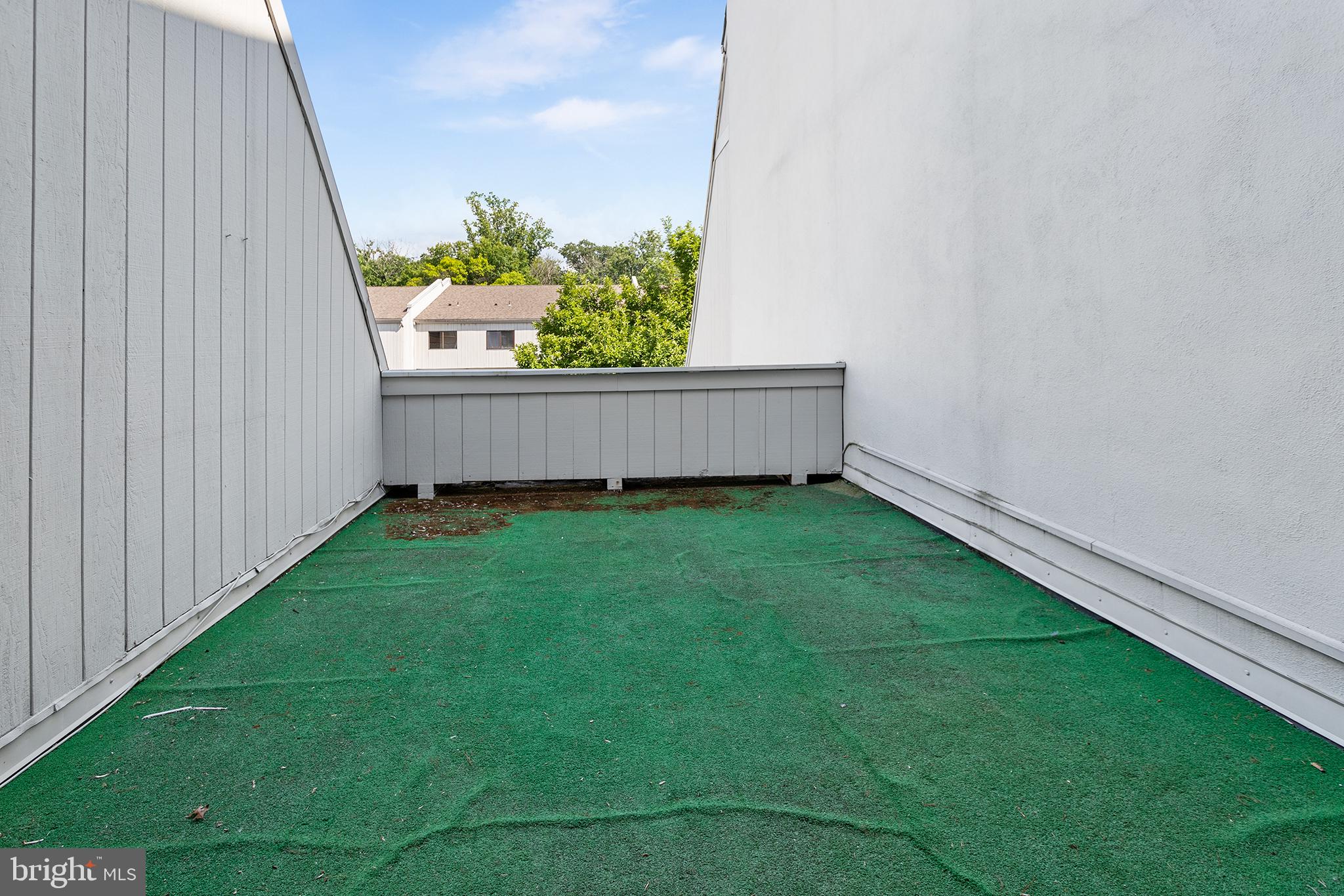 625 Summit House West Chester, PA 19382 - Photo 7 of 16 a view of yard with green space