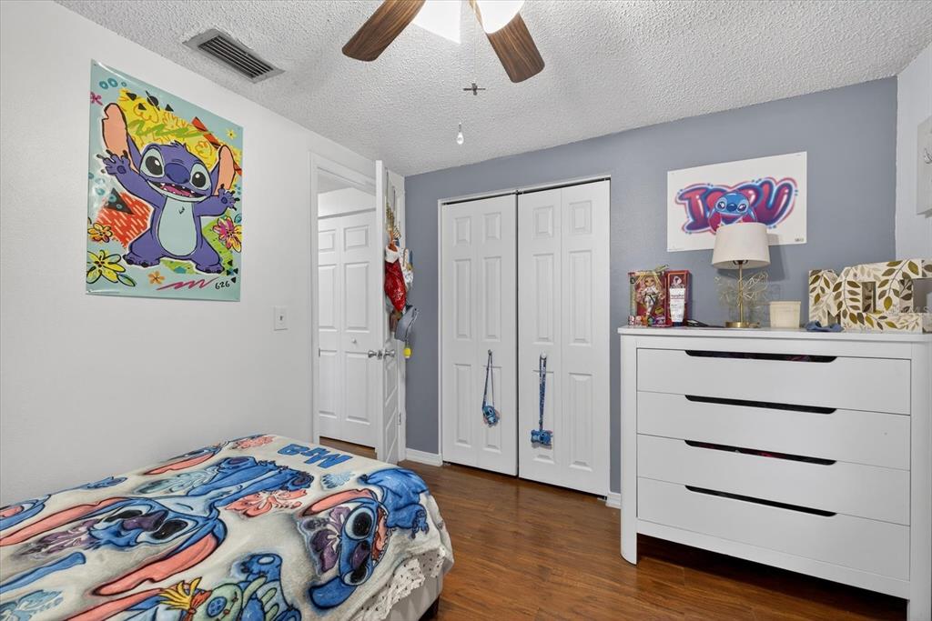 16112 Foxfire Drive Tampa, FL 33618 - Photo 17 of 38