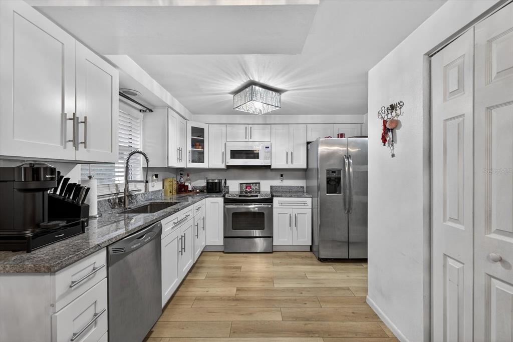 16112 Foxfire Drive Tampa, FL 33618 - Photo 18 of 38