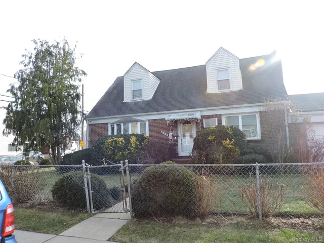 $1,750 | 1299 World Avenue, Unit 2, Elmont, NY 11003