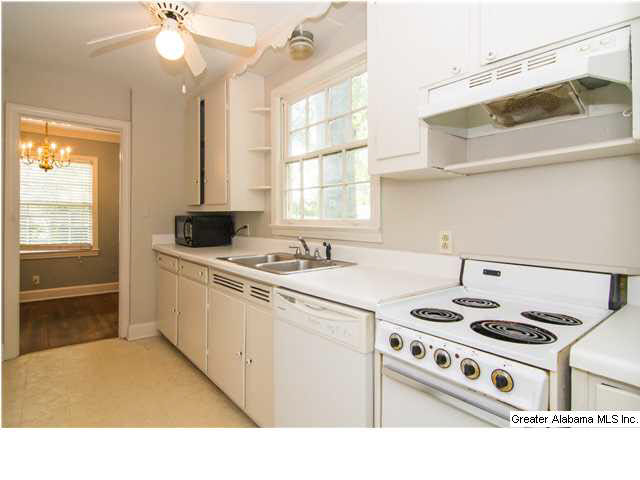 310 Gaineswood Road Birmingham, AL 35209 - Photo 15 of 32