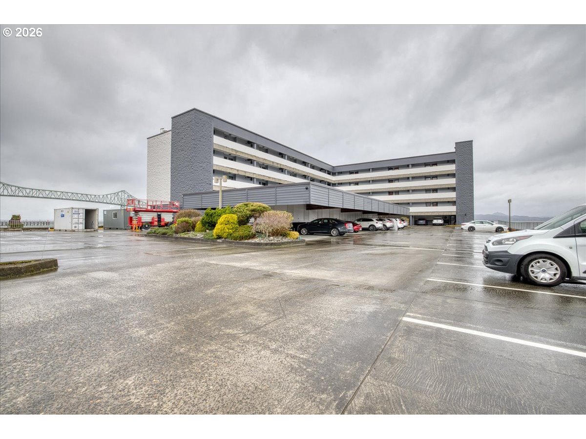 1 3rd Street, Unit 506 Astoria, OR 97103 - Photo 1 of 27