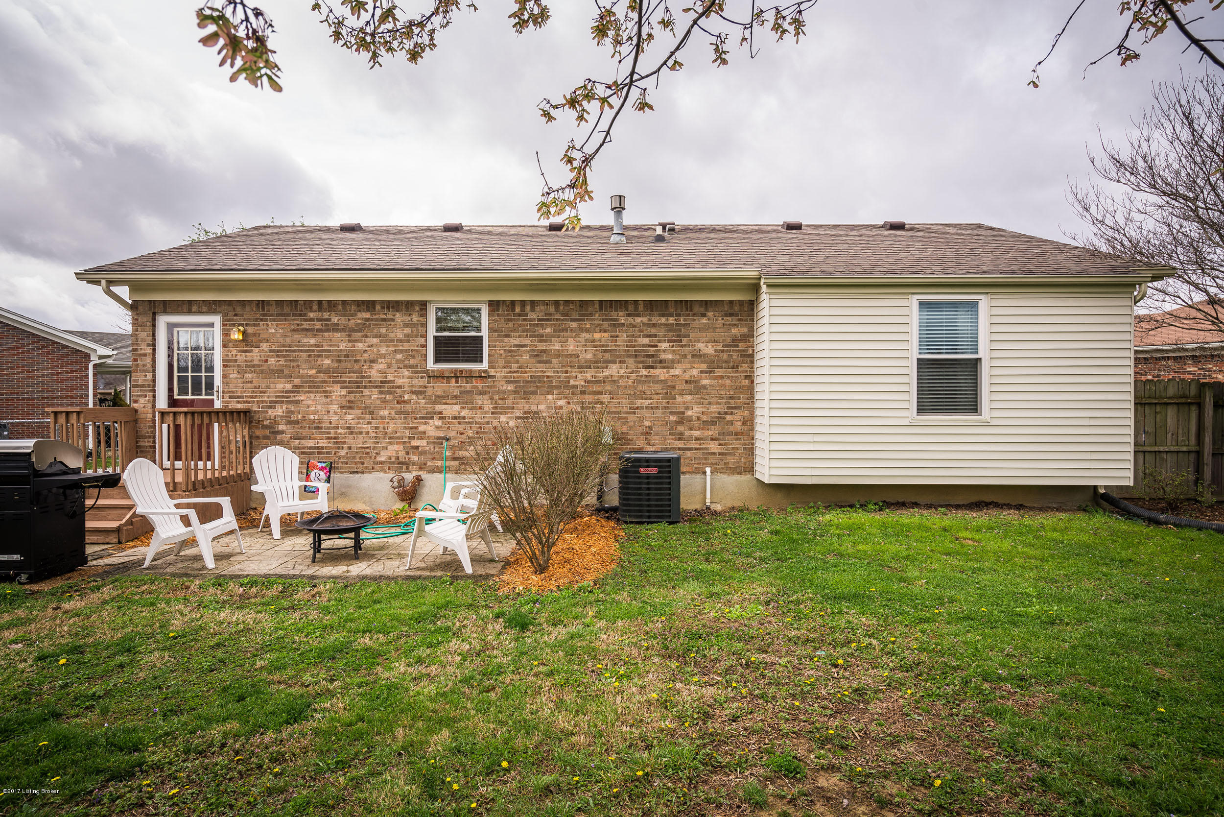 4715 Ridgeway Court Louisville, KY 40229 - Photo 44 of 49 41