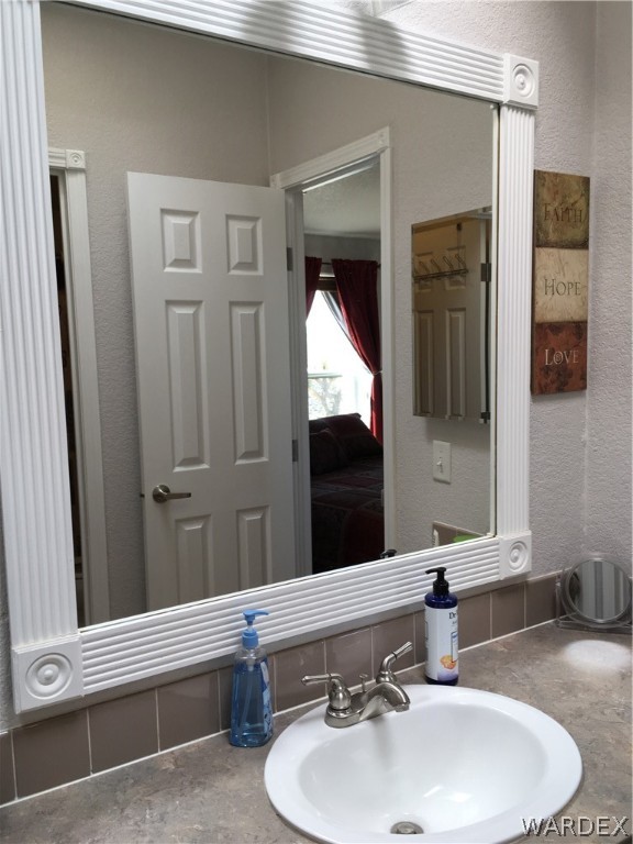 26563 Samson Road Meadview, AZ 86444 - Photo 14 of 29