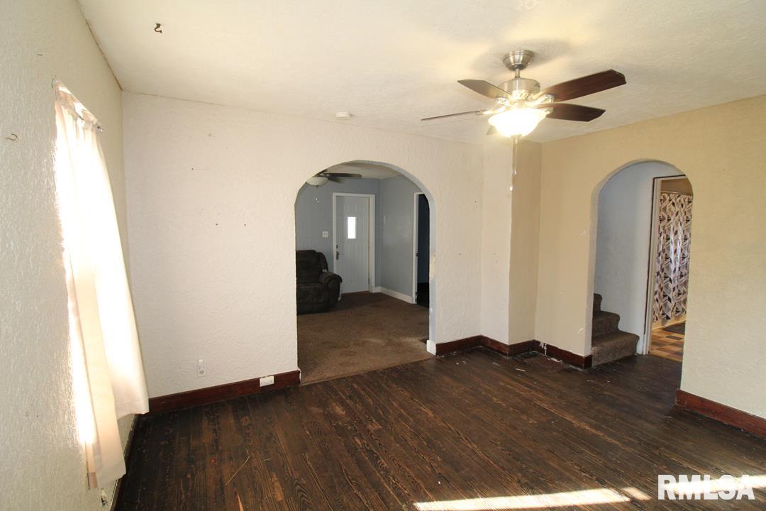 12588 Wiseman Road Pekin, IL 61554 - Photo 8 of 48 Gallery Image 8