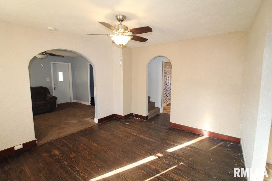 12588 Wiseman Road Pekin, IL 61554 - Photo 10 of 48 Gallery Image 10