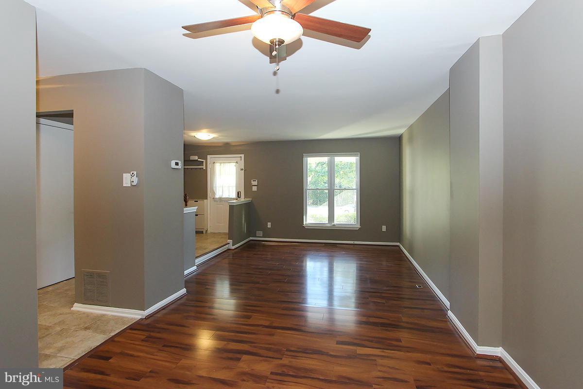 23 London Bridge Court Silver Spring, MD 20906 - Photo 9 of 30 Interior (General)