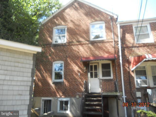 213 Westshire Road Baltimore, MD 21229 - Photo 2 of 11 Exterior (Rear)