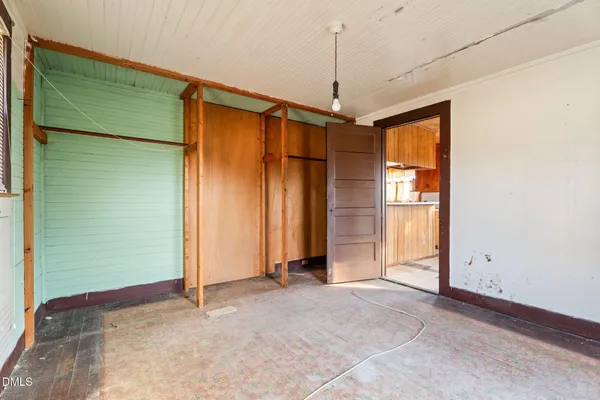 $55,000 | 65 Washington Street, Roanoke Rapids, NC 27870