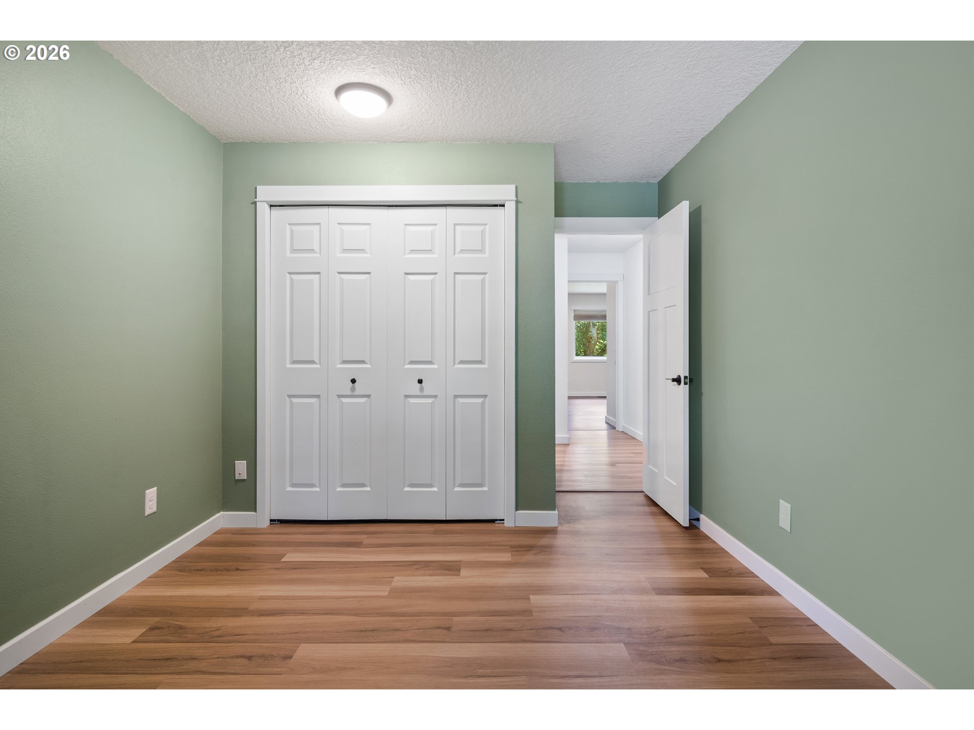 6422 Southwest Roundtree Court Portland, OR 97219 - Photo 21 of 37 Bedroom
