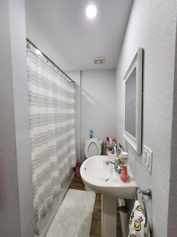 $379,900 | 5409 18th Street East, Bradenton, FL 34203