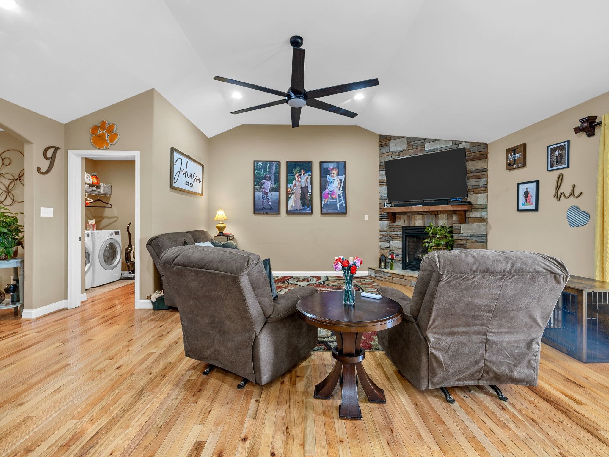 Gallery Image 6