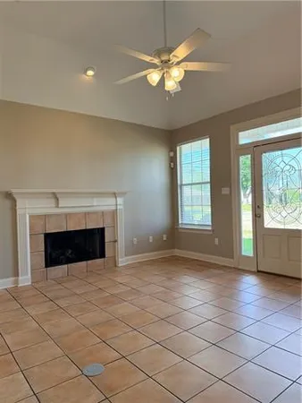 $2,400 | 3245 Iowa Avenue, Kenner, LA 70065