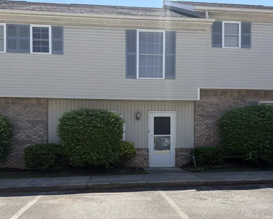 $189,000 | 770 East Sherwood Hills Drive, Bloomington, IN 47401