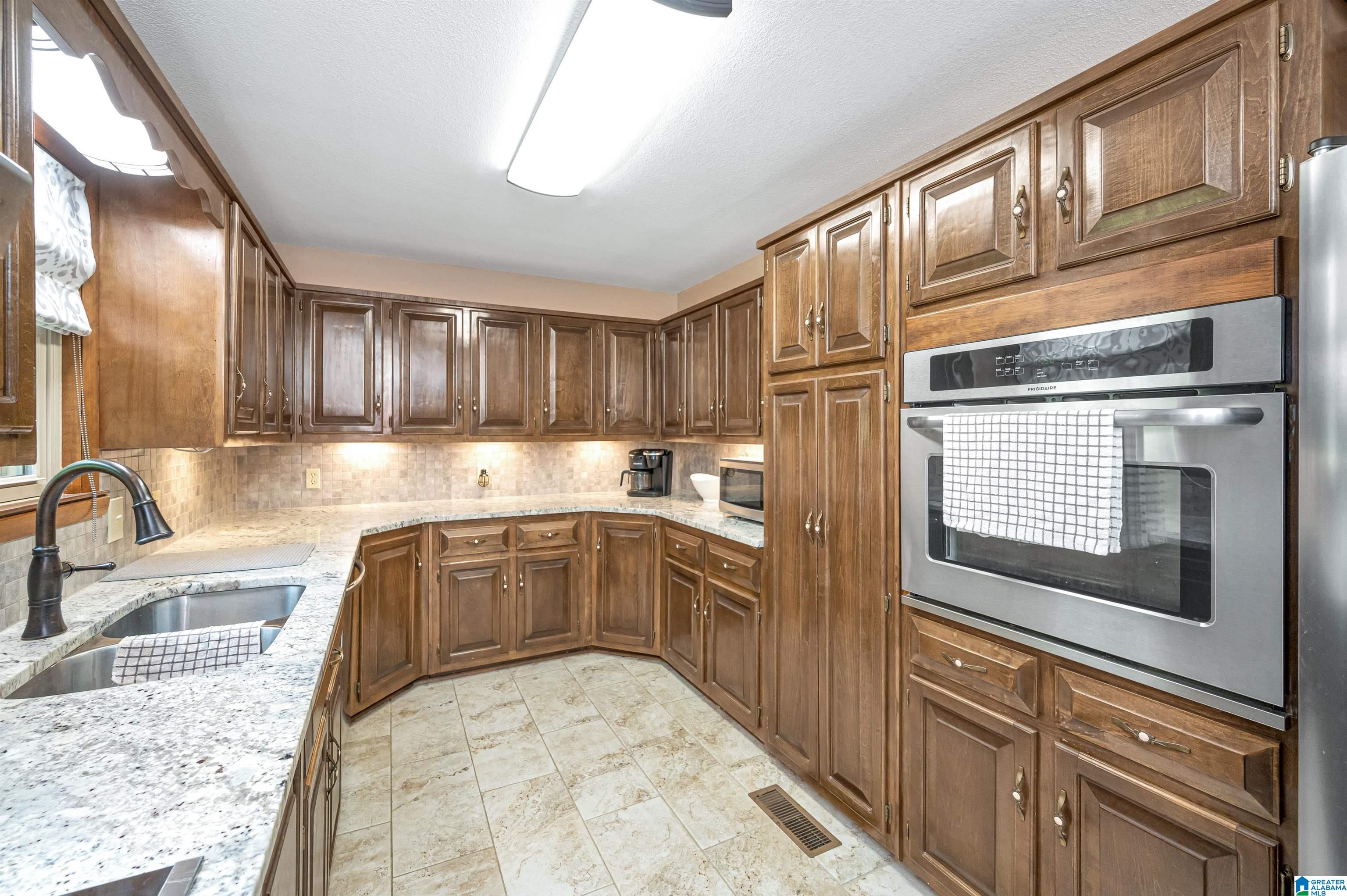 360 Fowler Lane Shelby, AL 35143 - Photo 13 of 66