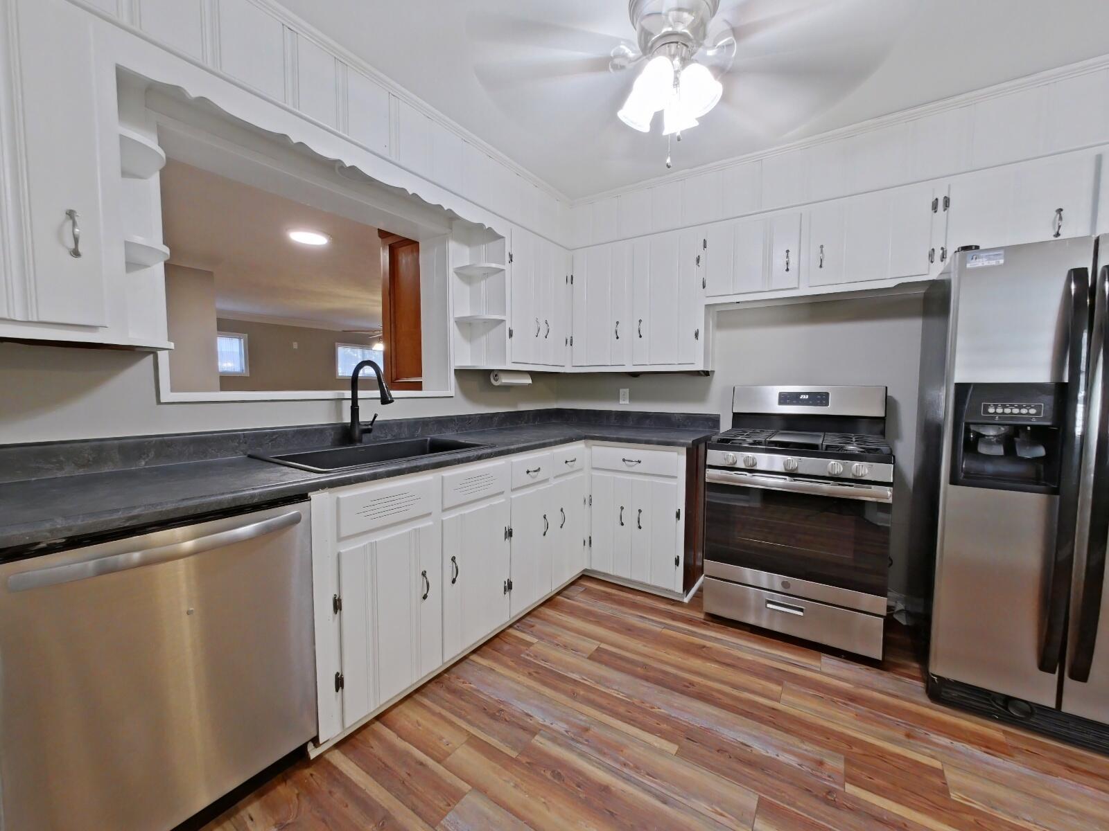 1944 Robin Road North Augusta, SC 29841 - Photo 13 of 43 Kitchen (26)