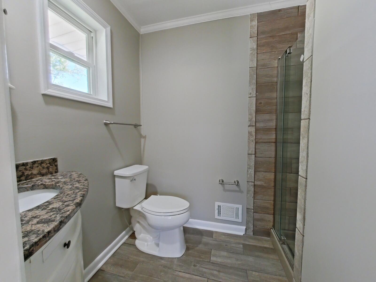 1944 Robin Road North Augusta, SC 29841 - Photo 19 of 43 Main Bathroom (8)