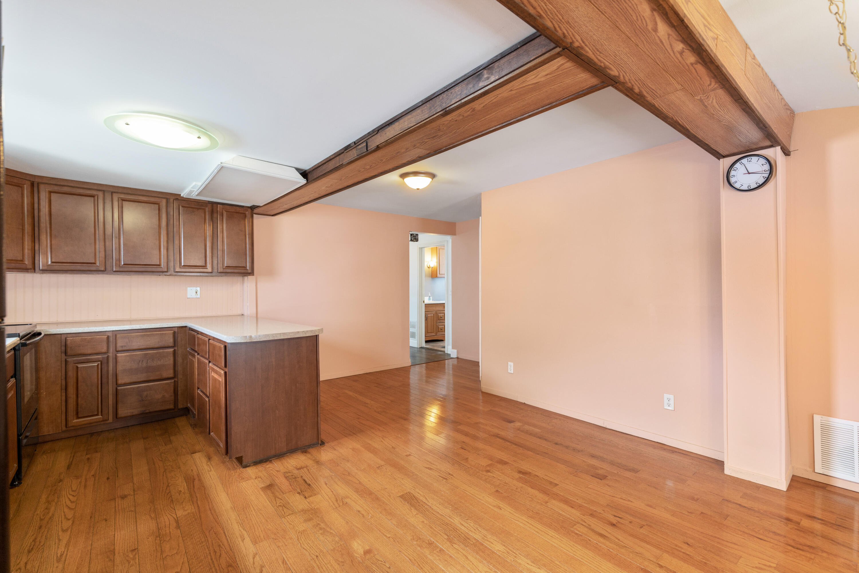 13 Ruth Street Sanford, ME 04073 - Photo 9 of 41 13 Ruth Street Sanford_005