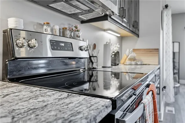 $749,900 | 32302 South State Route West, Archie, MO 64725