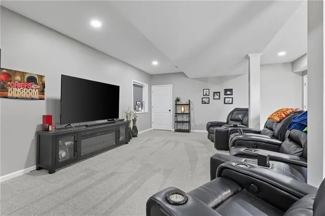 $749,900 | 32302 South State Route West, Archie, MO 64725