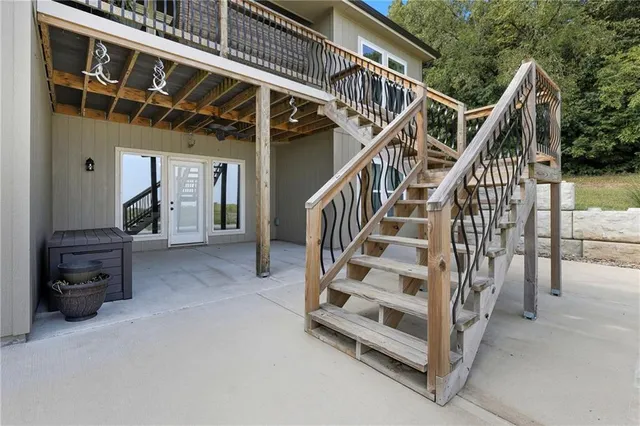 $749,900 | 32302 South State Route West, Archie, MO 64725