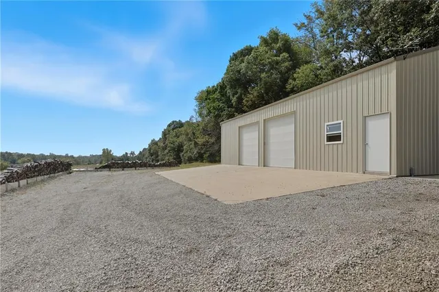 $749,900 | 32302 South State Route West, Archie, MO 64725