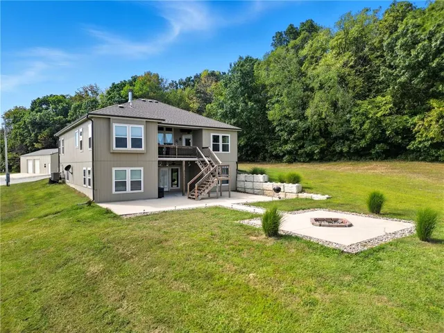 $749,900 | 32302 South State Route West, Archie, MO 64725