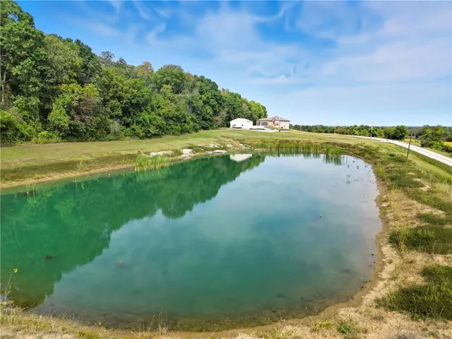 $749,900 | 32302 South State Route West, Archie, MO 64725