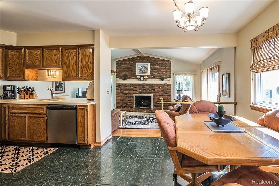 45308 Rector Drive Canton, MI 48188 - Photo 18 of 46 dsc_6723.jpg