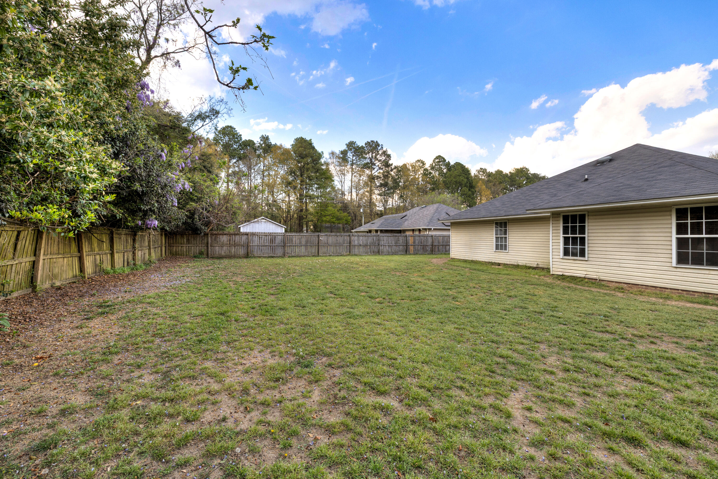 2880 Amidala Lane Sumter, SC 29153 - Photo 2 of 24 03