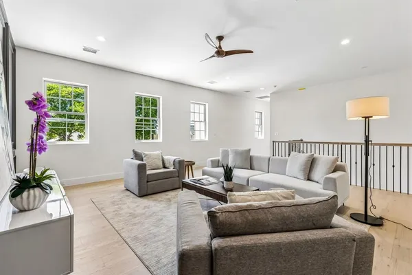 $1,949,000 | 6402 Westlake Avenue, Dallas, TX 75214