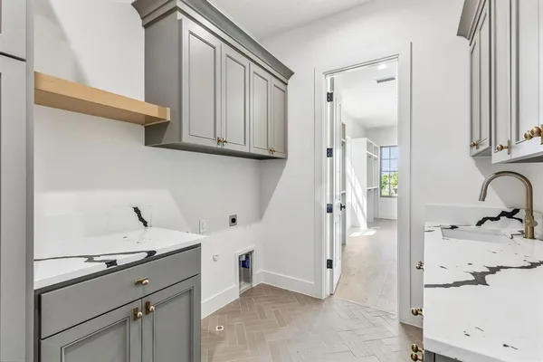 $1,949,000 | 6402 Westlake Avenue, Dallas, TX 75214