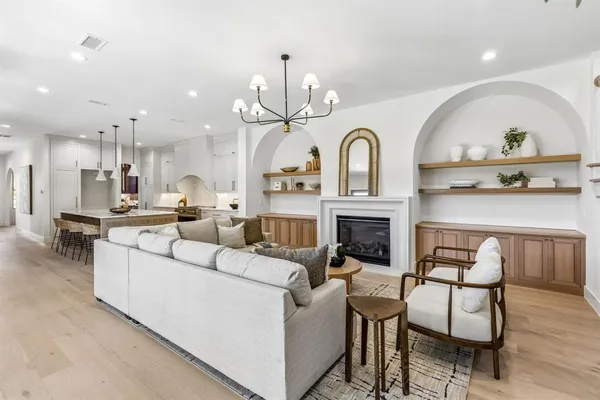 $1,949,000 | 6402 Westlake Avenue, Dallas, TX 75214