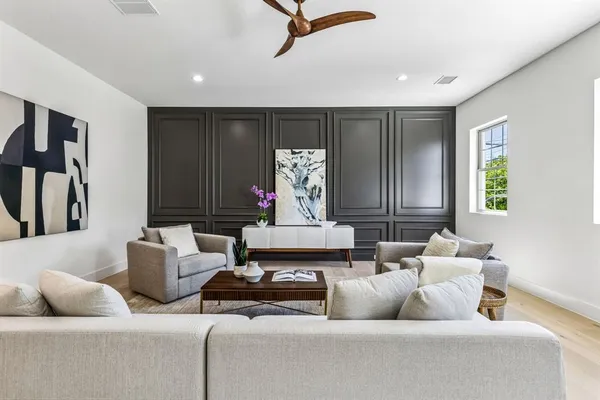 $1,949,000 | 6402 Westlake Avenue, Dallas, TX 75214