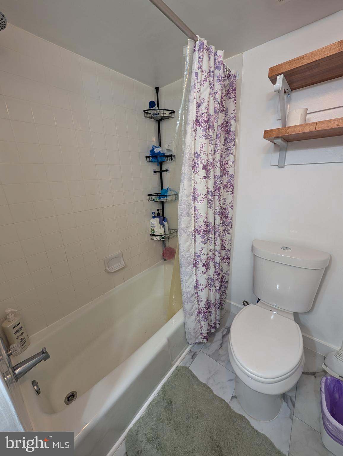 3230 Spartan Road Olney, MD 20832 - Photo 20 of 27 hallway bath