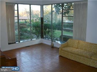 268 Tomkenn Road Wynnewood, PA 19096 - Photo 2 of 12 Living Room