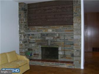 268 Tomkenn Road Wynnewood, PA 19096 - Photo 3 of 12 Living Room
