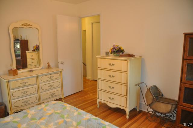 1937 Hopewell Road Bethlehem, PA 18017 - Photo 14 of 28 Bedroom 2