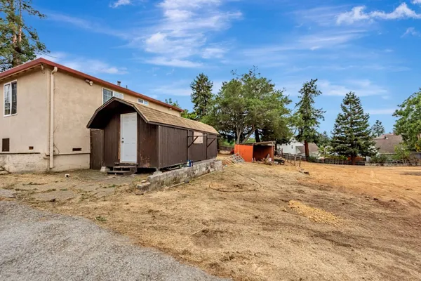 $1,700,000 | 2468 Hidden Lane, Hayward, CA 94541