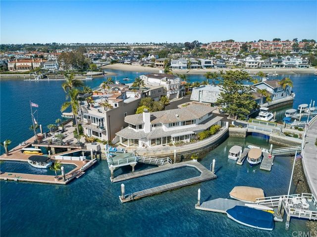 $8,575,000 | 1 Collins Island, Newport Beach, CA 92662