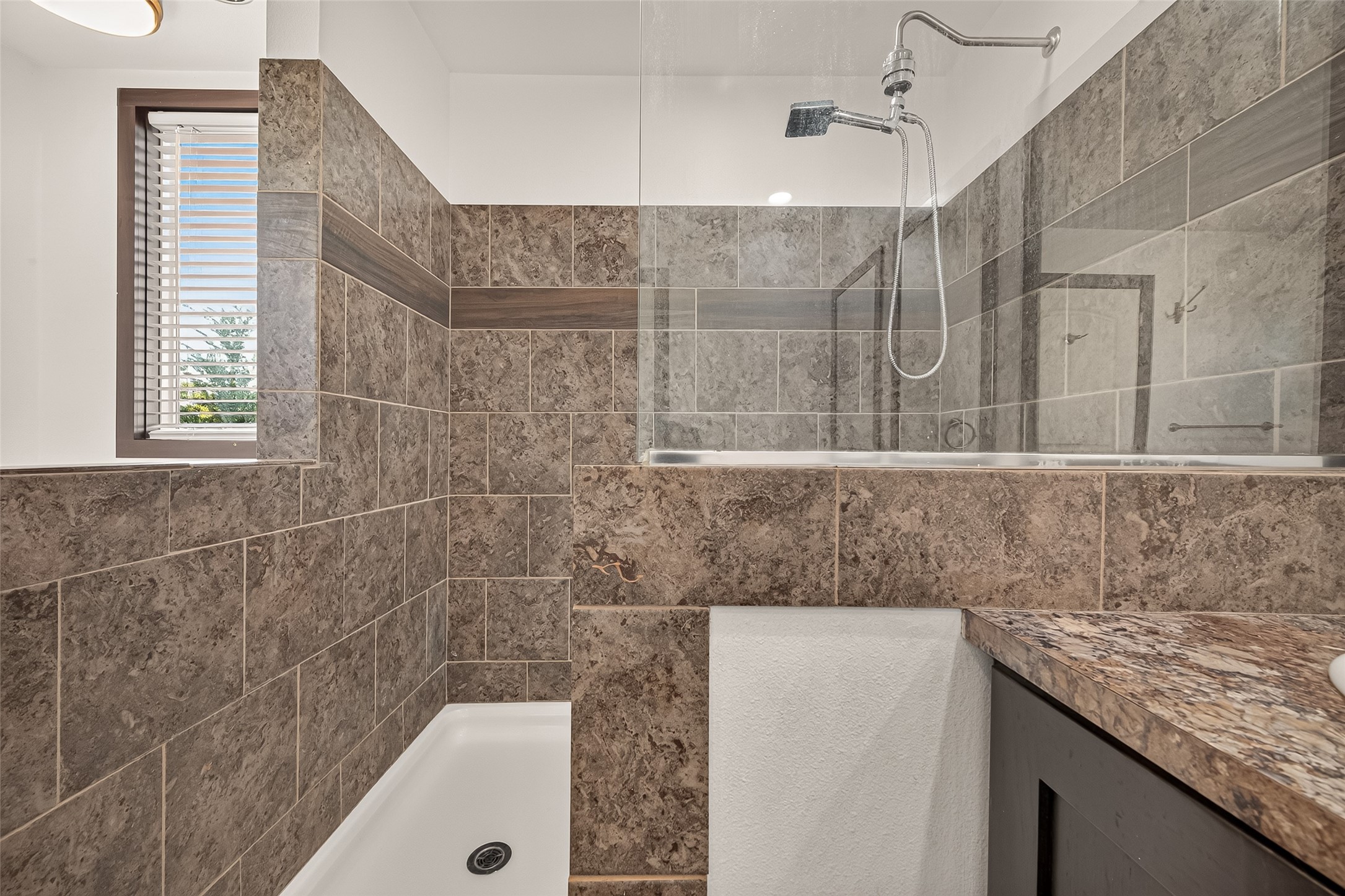 6023 Cheryl Lane Rosharon, TX 77583 - Photo 33 of 46 Gallery Image 33