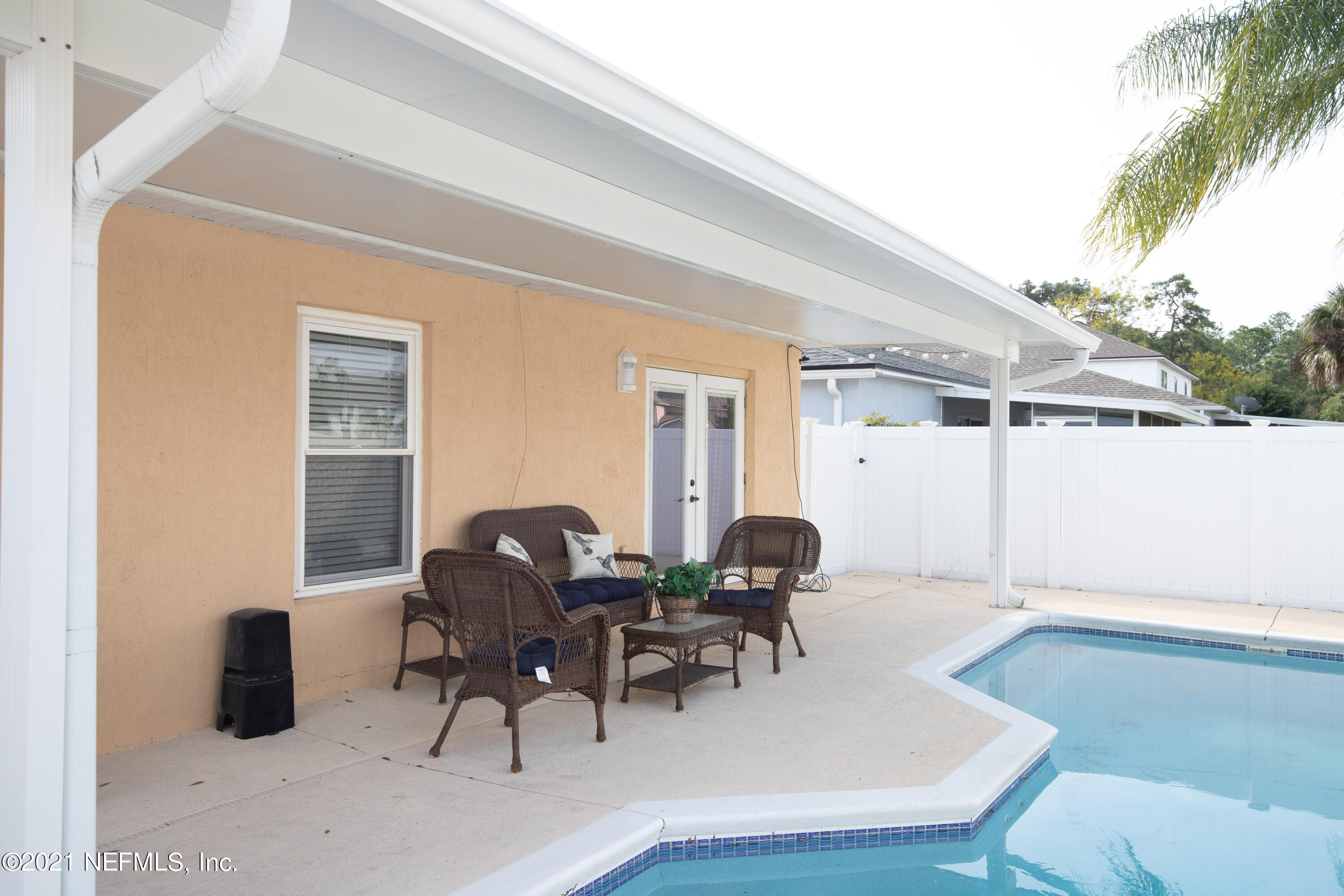 2602 Sunrise Ridge Lane Jacksonville, FL 32277 - Photo 30 of 35 a view of a livingroom with furniture and furniture