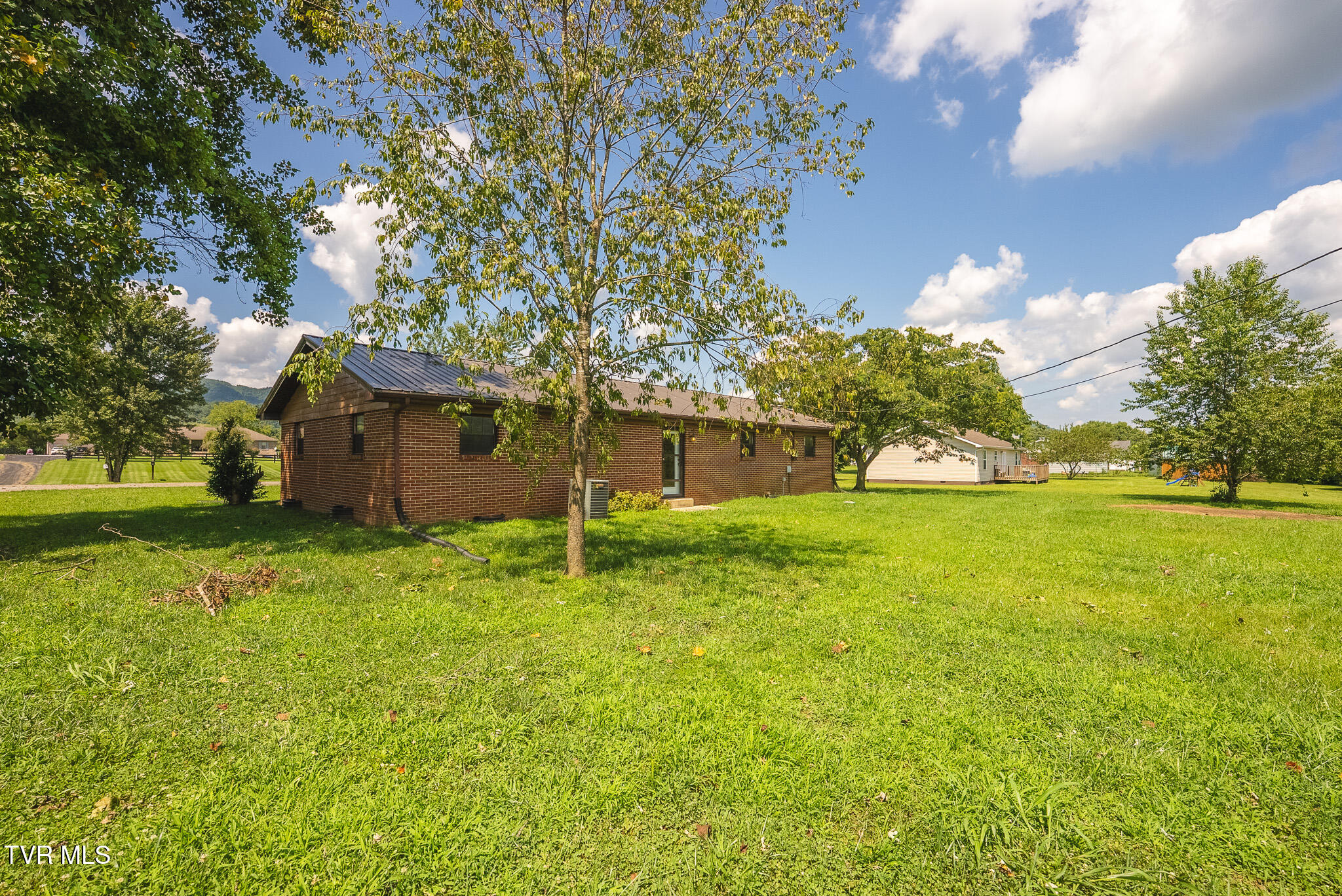 211 Chestnut Road Speedwell, TN 37870 - Photo 37 of 51 DSC03106