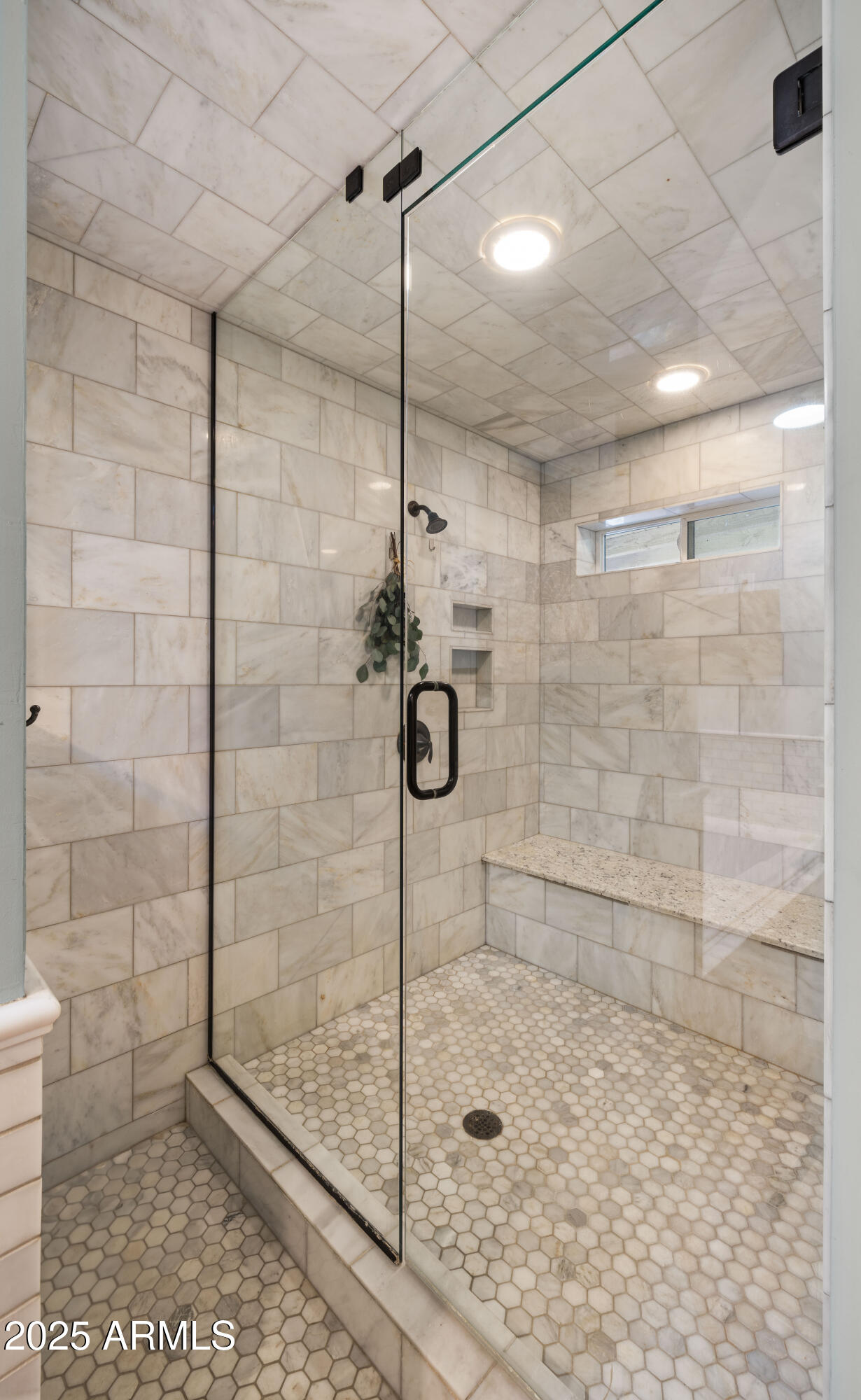 8411 North 11th Avenue Phoenix, AZ 85021 - Photo 14 of 29 Spacious updated Primary Shower