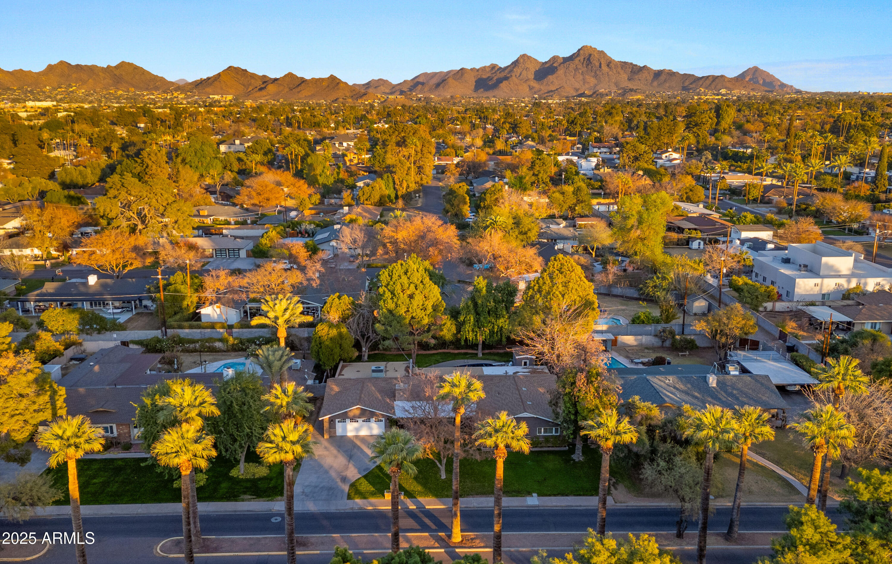 8411 North 11th Avenue Phoenix, AZ 85021 - Photo 28 of 29 Perfect Location for Hiking and Biking