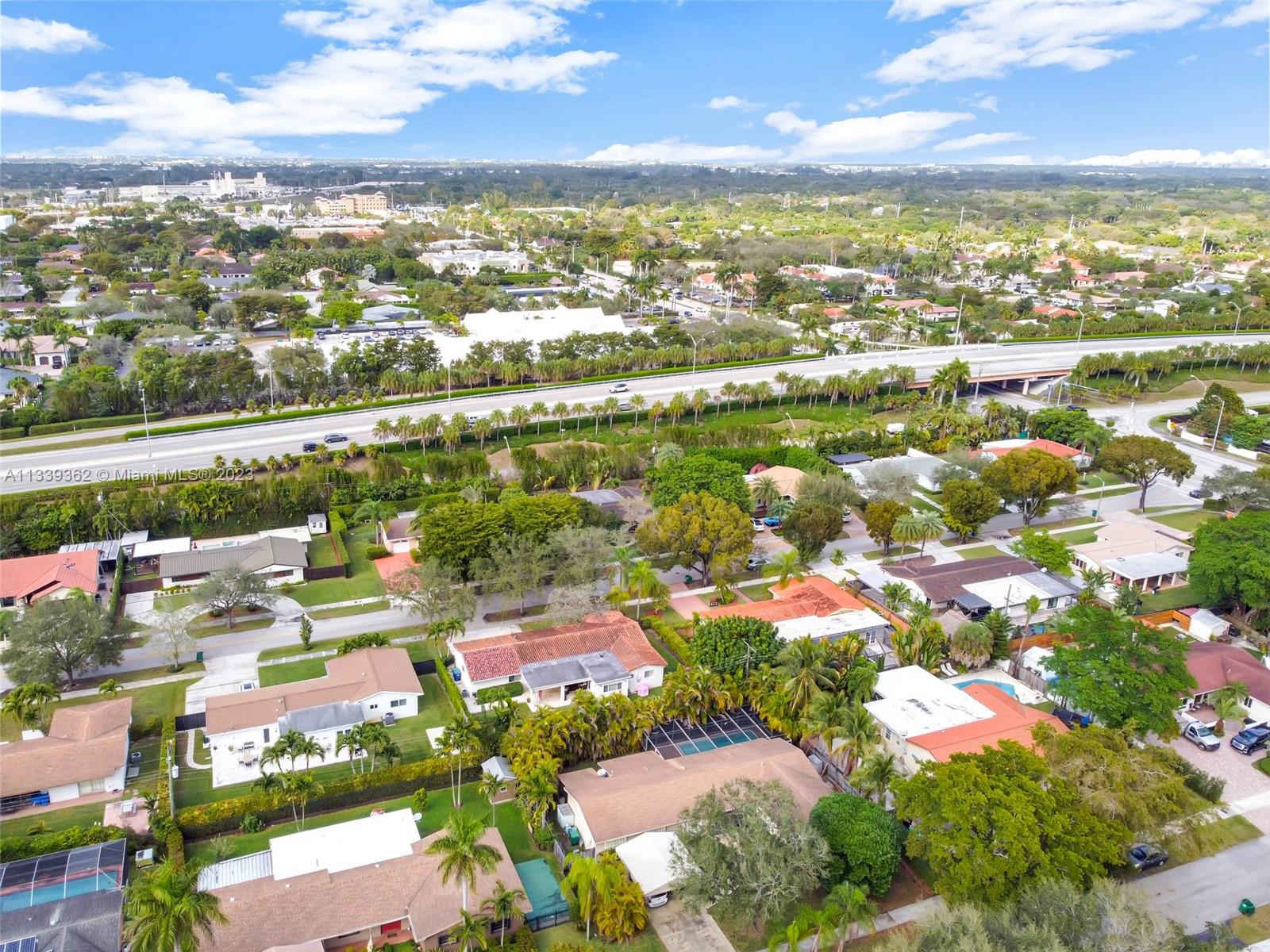 Dadeland Miami, FL 33173 - Photo 7 of 56